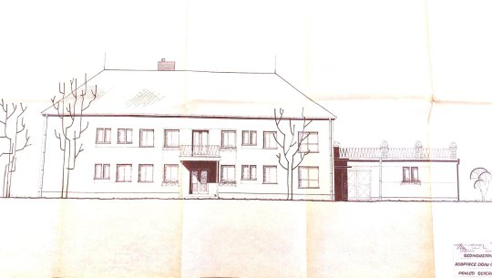 Návrh z roku 1969 plánoval přestavbu bývalého hostince na budovu kanceláří a ubytovny pro zaměstnance podniku Geoindustria Jihlava