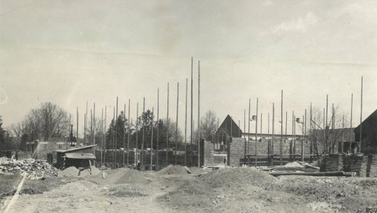 Počátek stavby, 1947