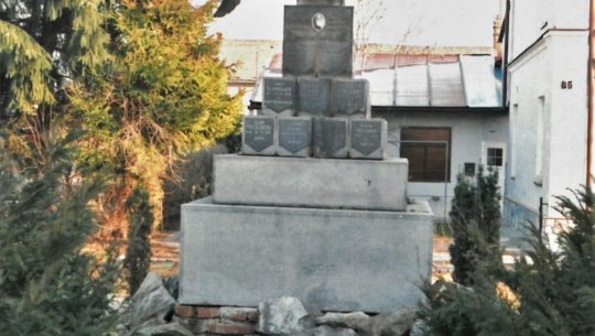 Stav pomníku před rekonstrukcí