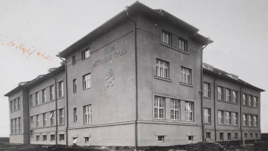 Budova před otevřením, 1929